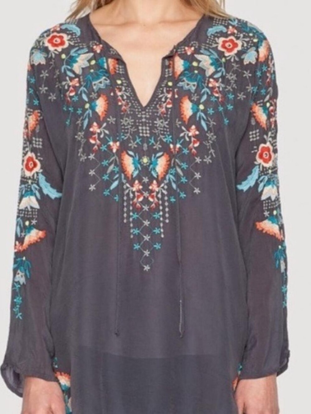 Johnny Was Julie Sunrise Blouse Tunic Size Medium Embroidered Floral Charcoal
